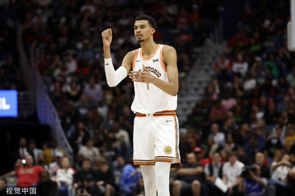 都为观众带 都为观众带